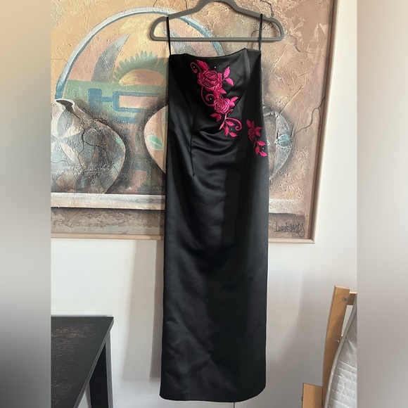 Jessica McClintock Gunne Sax Vintage Black Satin Floral Embroidered Forma Gown - Picture 2 of 12